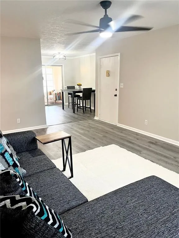 6700 Roswell Road Unit 32c, Atlanta, Georgia 30328, 2 Bedrooms Bedrooms, ,2 BathroomsBathrooms,Residential,Sold,6700 Roswell Road Unit 32c,7251191