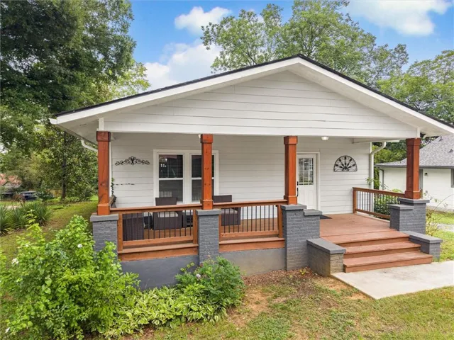 21 Martin Luther King Jr Drive, Cartersville, Georgia 30120