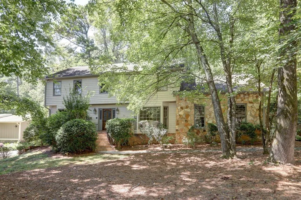 7614 Auden Trail, Sandy Springs, Georgia 30350, 4 Bedrooms Bedrooms, ,2 BathroomsBathrooms,Residential,Sold,7614 Auden Trail,6622451