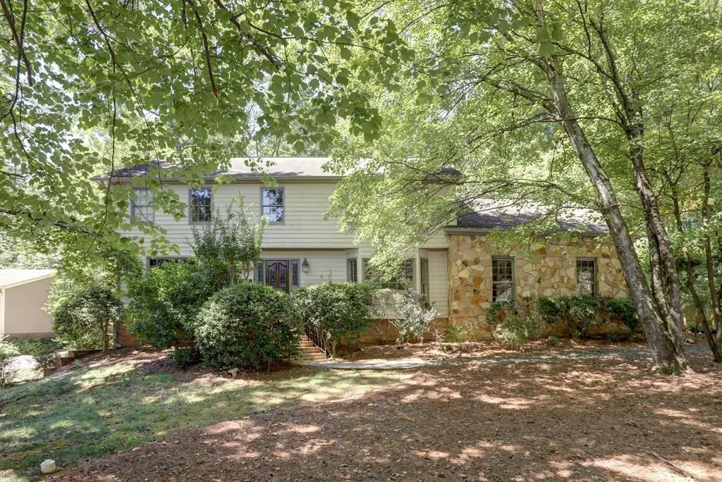 7614 Auden Trail, Sandy Springs, Georgia 30350, 4 Bedrooms Bedrooms, ,2 BathroomsBathrooms,Residential,Sold,7614 Auden Trail,6622451