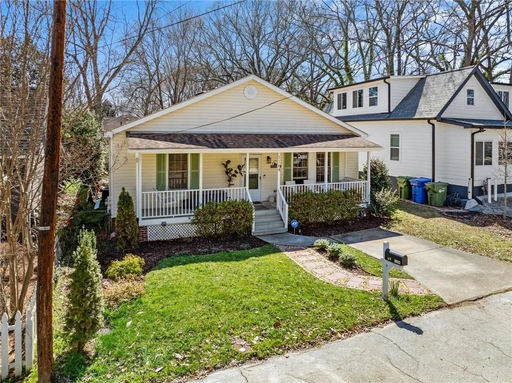1164 Niles Avenue Nw, Atlanta, Georgia 30318, 2 Bedrooms Bedrooms, ,2 BathroomsBathrooms,Residential,Sold,1164 Niles Avenue Nw,7546030