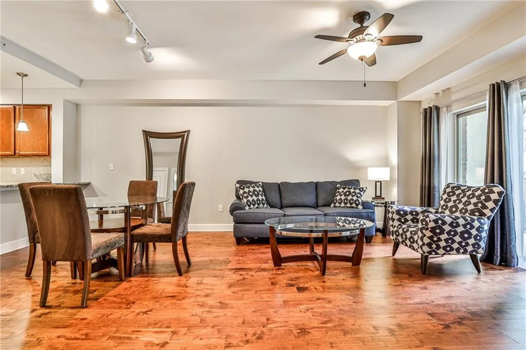 200 River Vista Drive Unit 310, Atlanta, Georgia 30339, 1 Bedroom Bedrooms, ,1 BathroomBathrooms,Residential,Sold,200 River Vista Drive Unit 310,7061911