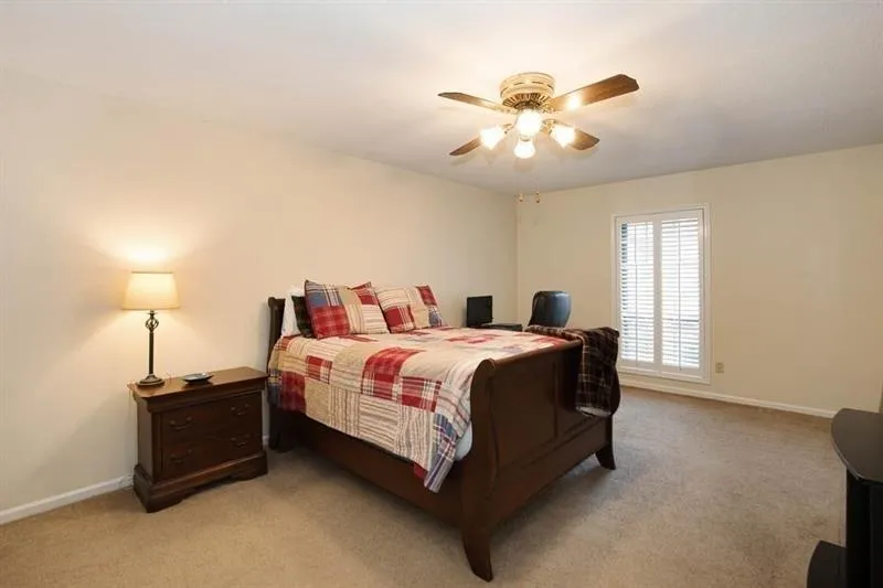 6851 Roswell Road Unit I6, Atlanta, Georgia 30328, 3 Bedrooms Bedrooms, ,2 BathroomsBathrooms,Residential,Sold,6851 Roswell Road Unit I6,6512893