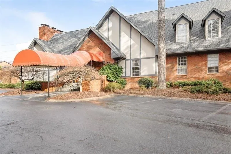 6851 Roswell Road Unit I6, Atlanta, Georgia 30328, 3 Bedrooms Bedrooms, ,2 BathroomsBathrooms,Residential,Sold,6851 Roswell Road Unit I6,6512893