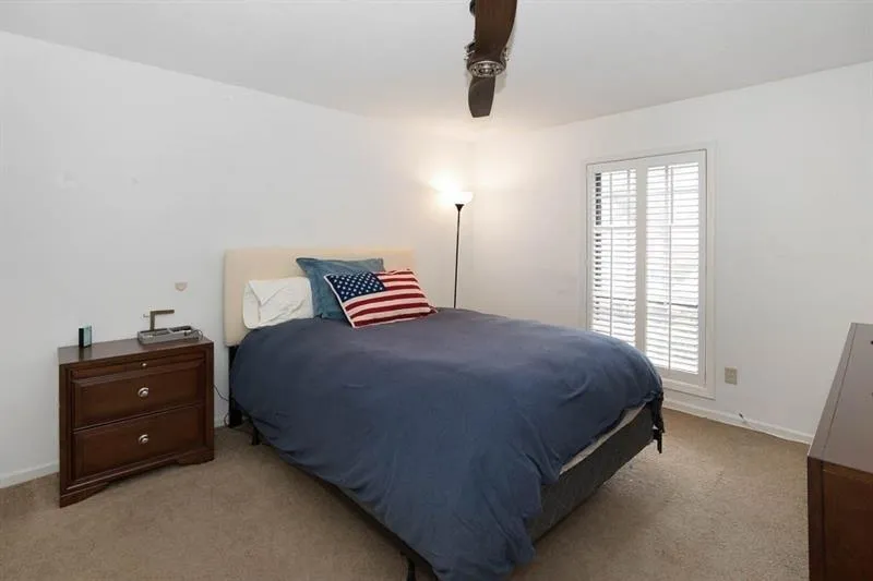 6851 Roswell Road Unit I6, Atlanta, Georgia 30328, 3 Bedrooms Bedrooms, ,2 BathroomsBathrooms,Residential,Sold,6851 Roswell Road Unit I6,6512893
