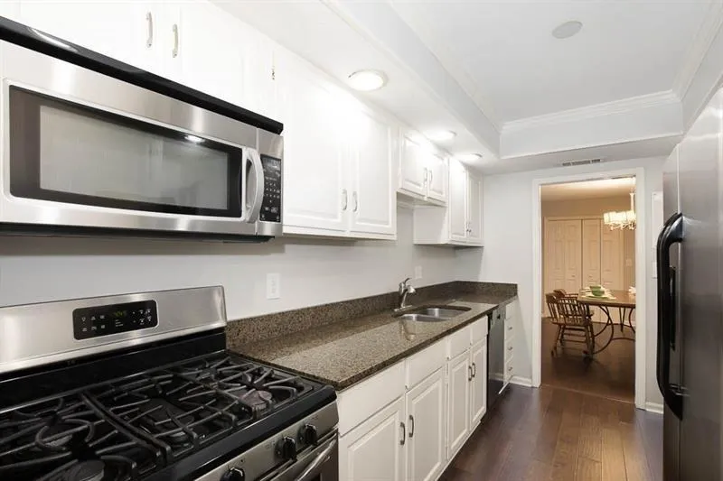 6851 Roswell Road Unit I6, Atlanta, Georgia 30328, 3 Bedrooms Bedrooms, ,2 BathroomsBathrooms,Residential,Sold,6851 Roswell Road Unit I6,6512893