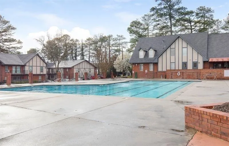6851 Roswell Road Unit I6, Atlanta, Georgia 30328, 3 Bedrooms Bedrooms, ,2 BathroomsBathrooms,Residential,Sold,6851 Roswell Road Unit I6,6512893