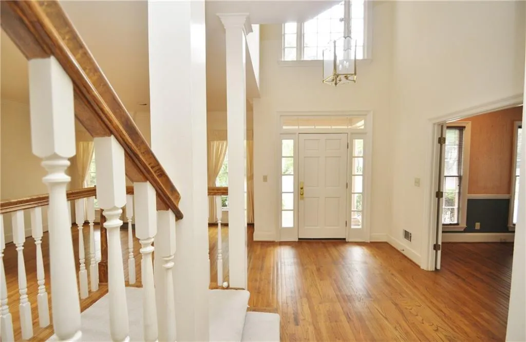 6725 Laurian Wood Drive, Sandy Springs, Georgia 30328, 4 Bedrooms Bedrooms, ,4 BathroomsBathrooms,Residential,Sold,6725 Laurian Wood Drive,5747129