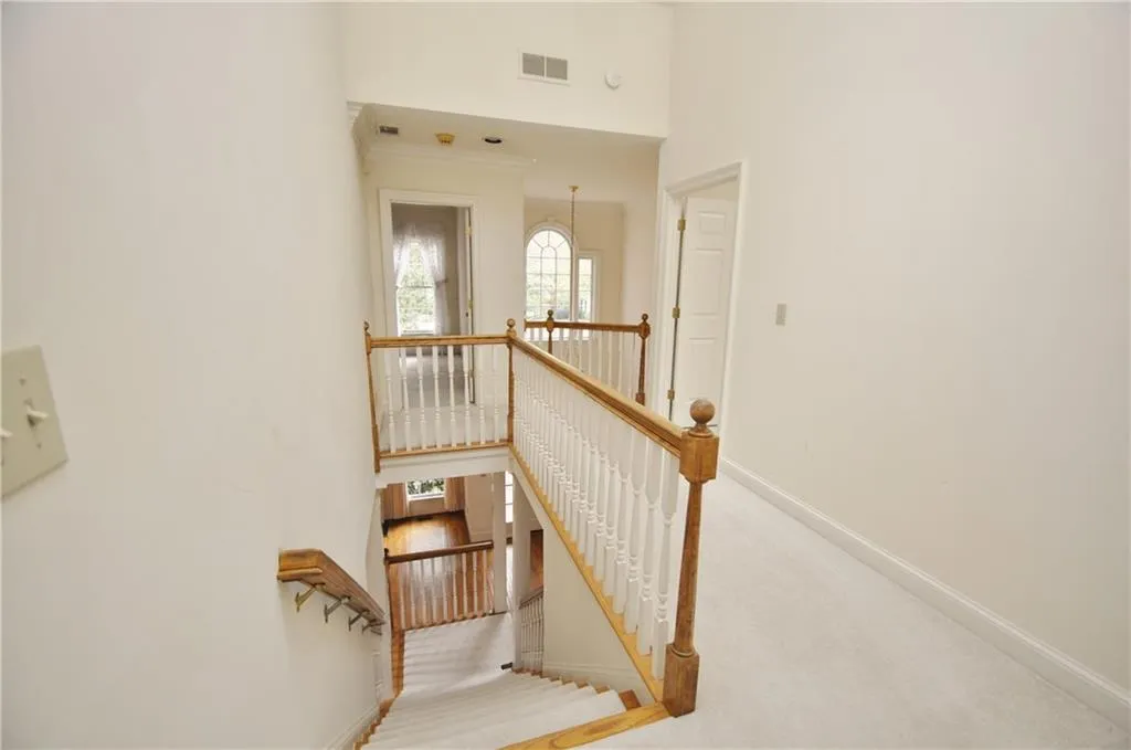 6725 Laurian Wood Drive, Sandy Springs, Georgia 30328, 4 Bedrooms Bedrooms, ,4 BathroomsBathrooms,Residential,Sold,6725 Laurian Wood Drive,5747129