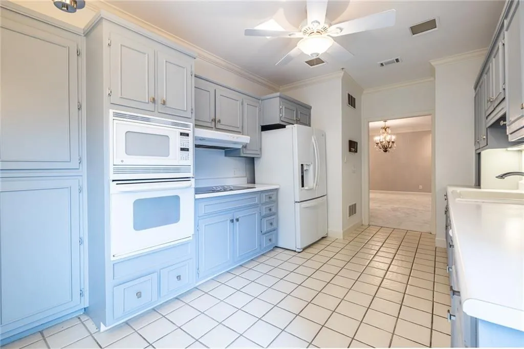 28316 Plantation Drive Ne, Atlanta, Georgia 30324, 2 Bedrooms Bedrooms, 0 ,2 BathroomsBathrooms,Residential,For Sale,28316 Plantation Drive Ne,7736411