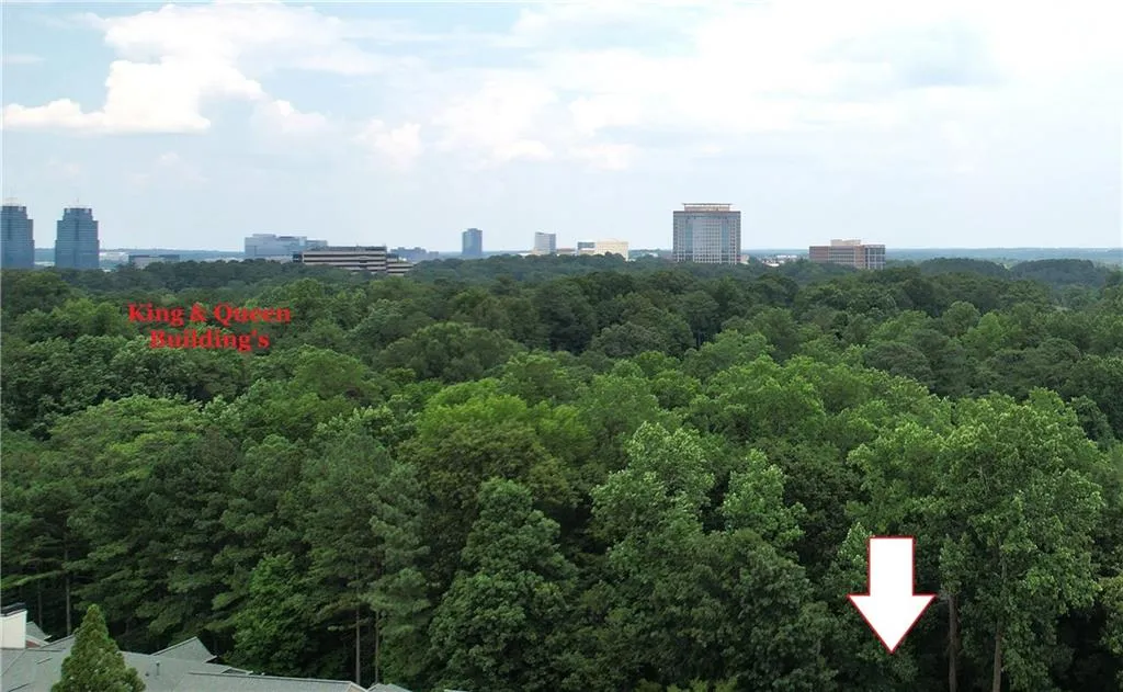 29 Greenland Trace, Atlanta, Georgia 30342, 3 Bedrooms Bedrooms, ,3 BathroomsBathrooms,Residential,For Sale,29 Greenland Trace,7617955