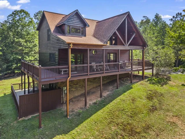 45 Whispering Lane, Blue Ridge, Georgia 30513