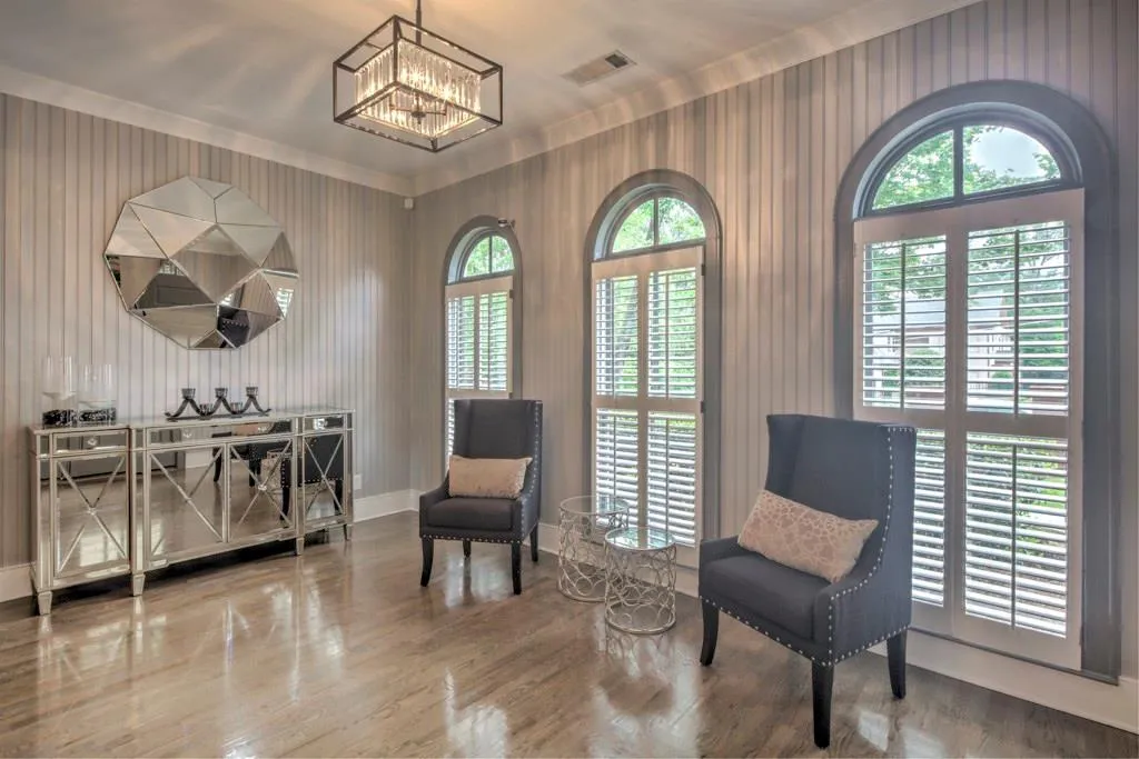 3127 Lenox Road Ne Unit 38, Atlanta, Georgia 30324, 3 Bedrooms Bedrooms, ,3 BathroomsBathrooms,Residential,Sold,3127 Lenox Road Ne Unit 38,5859980