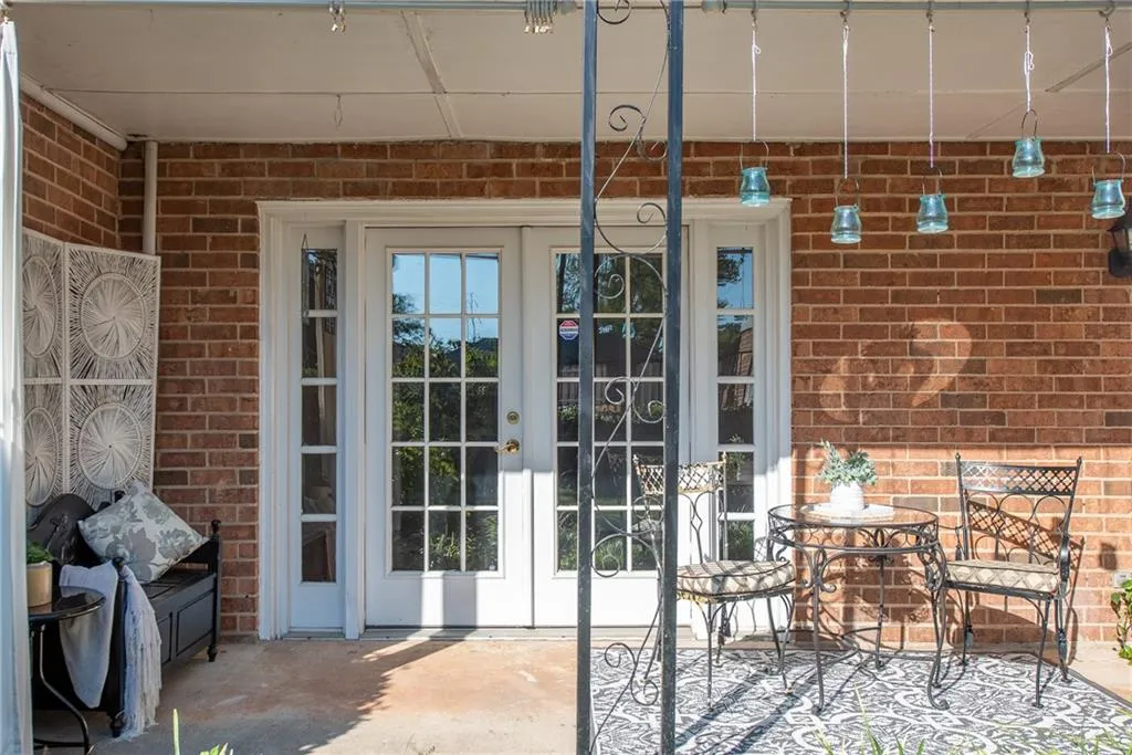 6520 Roswell Road Unit 68, Sandy Springs, Georgia 30328, 2 Bedrooms Bedrooms, ,2 BathroomsBathrooms,Residential,Sold,6520 Roswell Road Unit 68,6616033