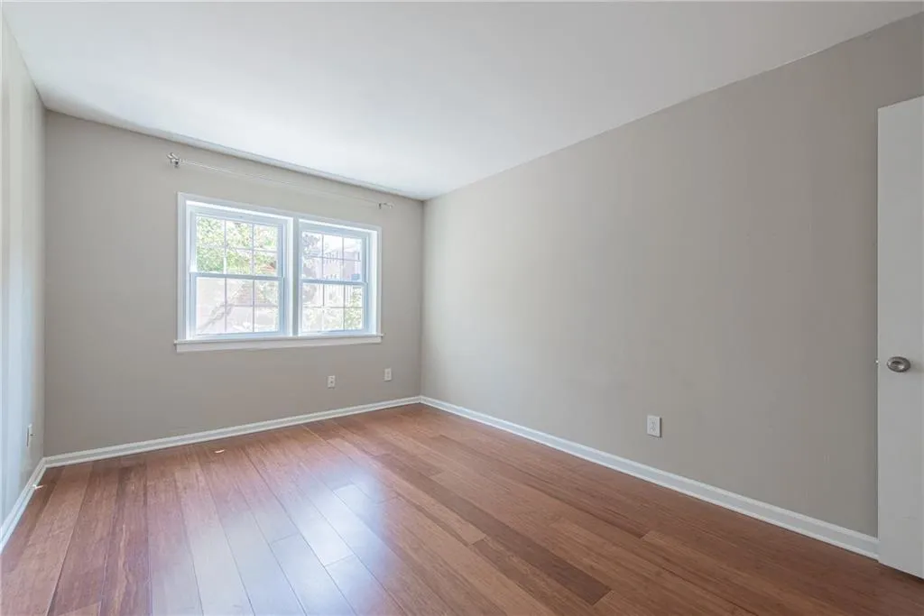 6520 Roswell Road Unit 68, Sandy Springs, Georgia 30328, 2 Bedrooms Bedrooms, ,2 BathroomsBathrooms,Residential,Sold,6520 Roswell Road Unit 68,6616033