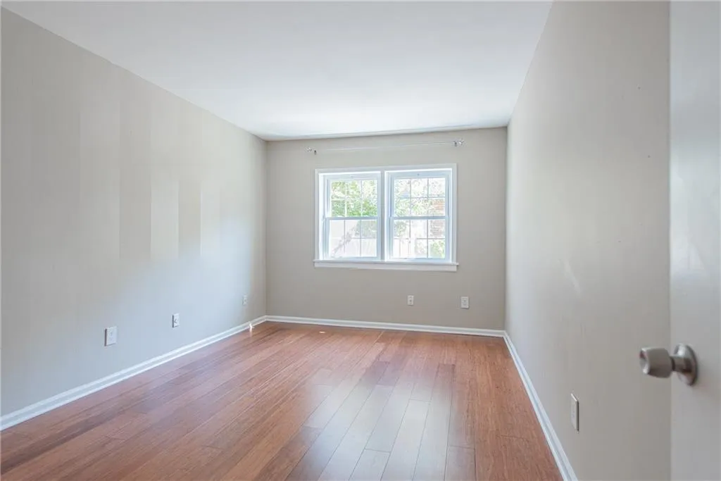 6520 Roswell Road Unit 68, Sandy Springs, Georgia 30328, 2 Bedrooms Bedrooms, ,2 BathroomsBathrooms,Residential,Sold,6520 Roswell Road Unit 68,6616033