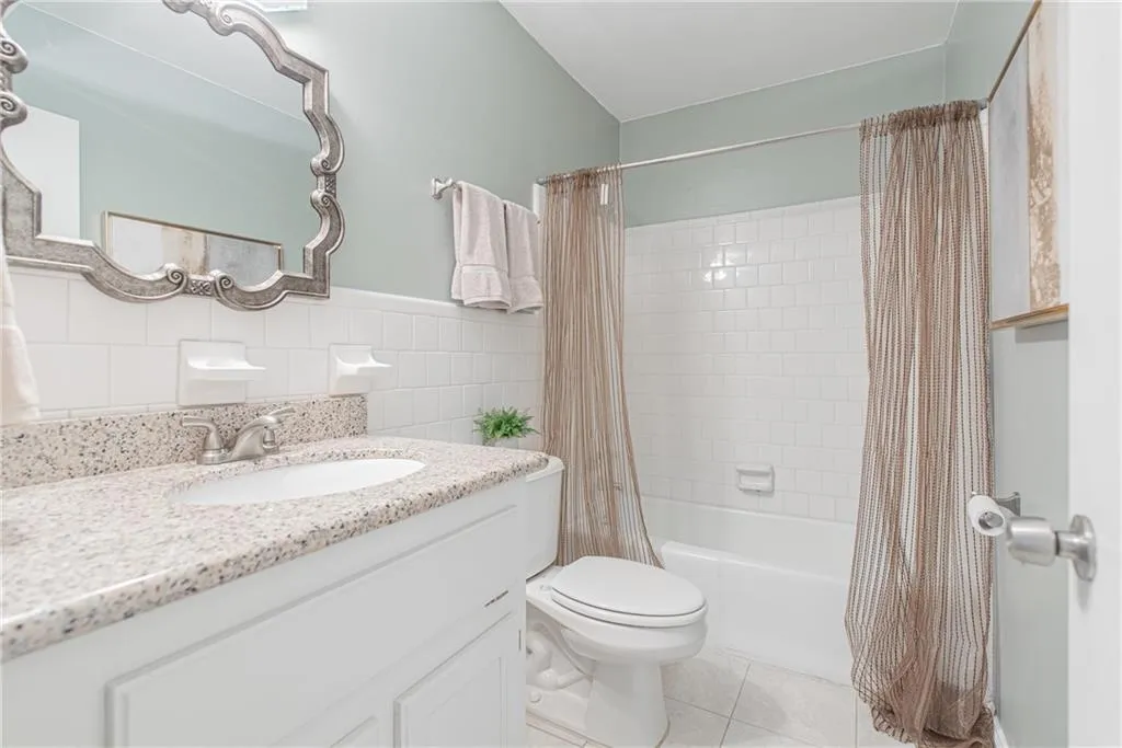 6520 Roswell Road Unit 68, Sandy Springs, Georgia 30328, 2 Bedrooms Bedrooms, ,2 BathroomsBathrooms,Residential,Sold,6520 Roswell Road Unit 68,6616033