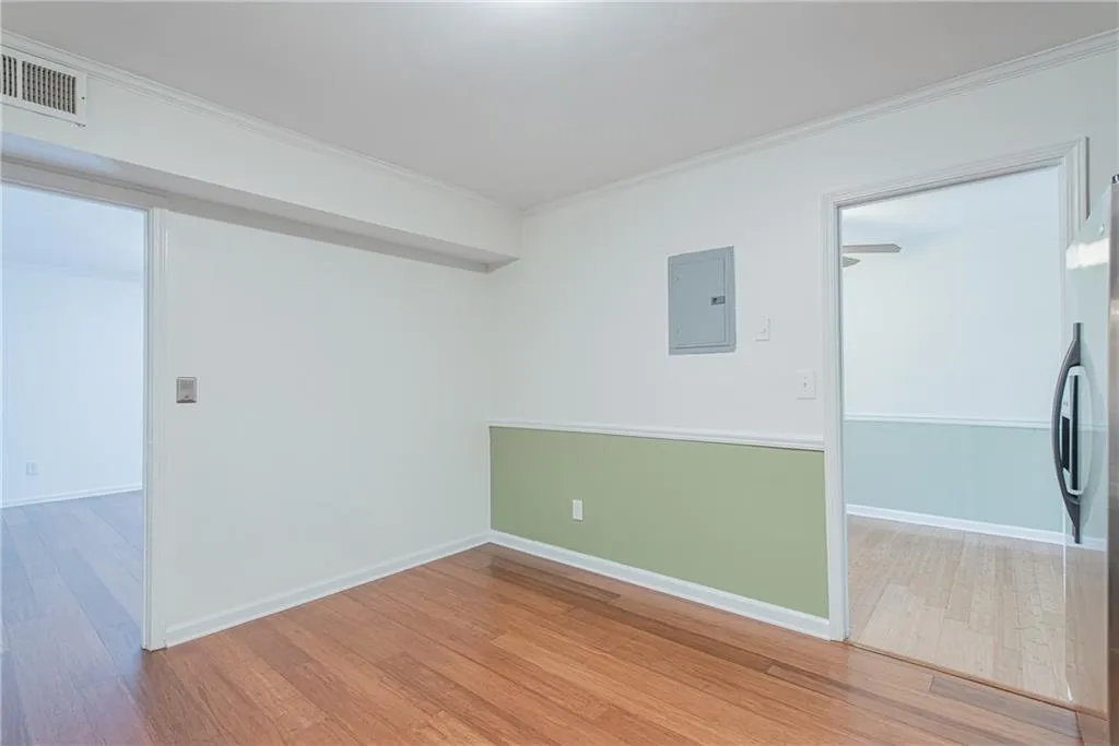 6520 Roswell Road Unit 68, Sandy Springs, Georgia 30328, 2 Bedrooms Bedrooms, ,2 BathroomsBathrooms,Residential,Sold,6520 Roswell Road Unit 68,6616033