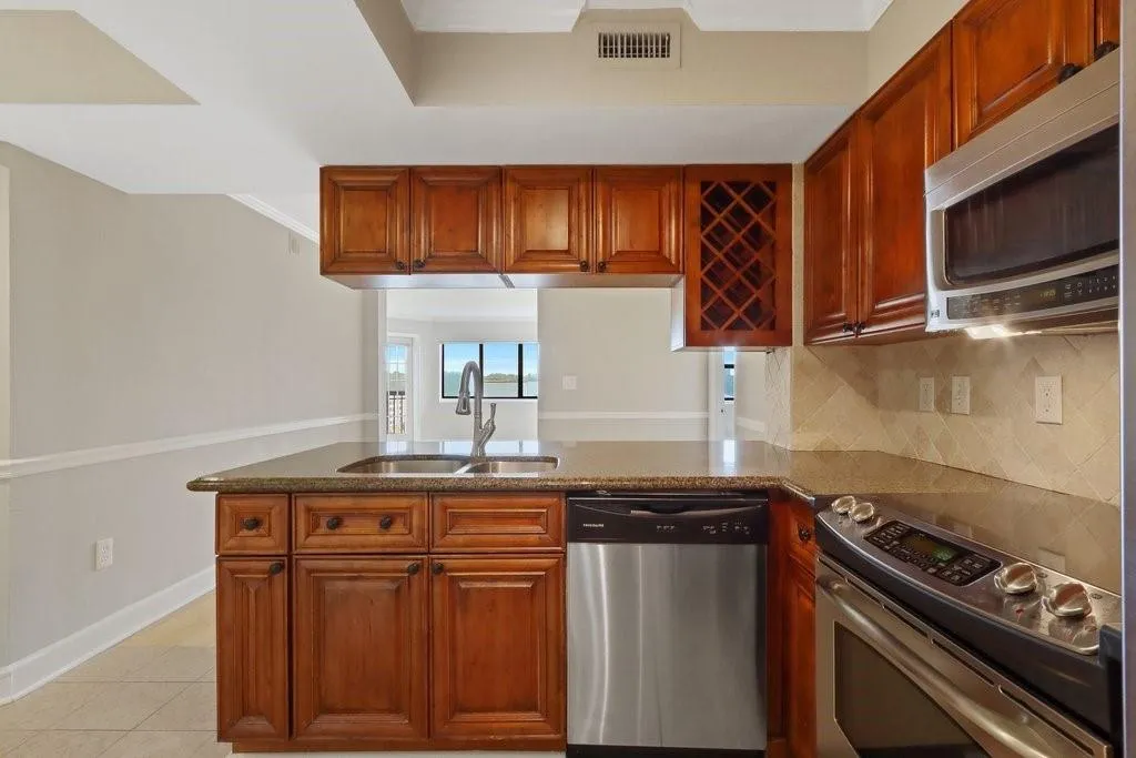 795 Hammond Drive Unit 1113, Sandy Springs, Georgia 30328, 2 Bedrooms Bedrooms, ,2 BathroomsBathrooms,Residential,Sold,795 Hammond Drive Unit 1113,7073998