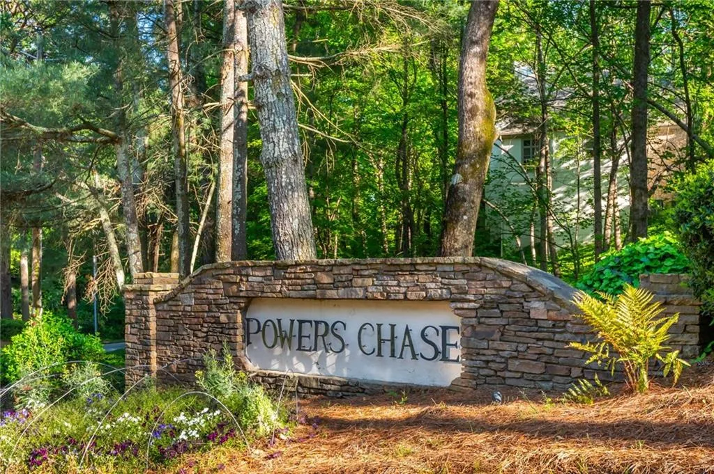 3 Powers Chase Circle, Atlanta, Georgia 30327, 5 Bedrooms Bedrooms, ,4 BathroomsBathrooms,Residential,For Sale,3 Powers Chase Circle,7756364