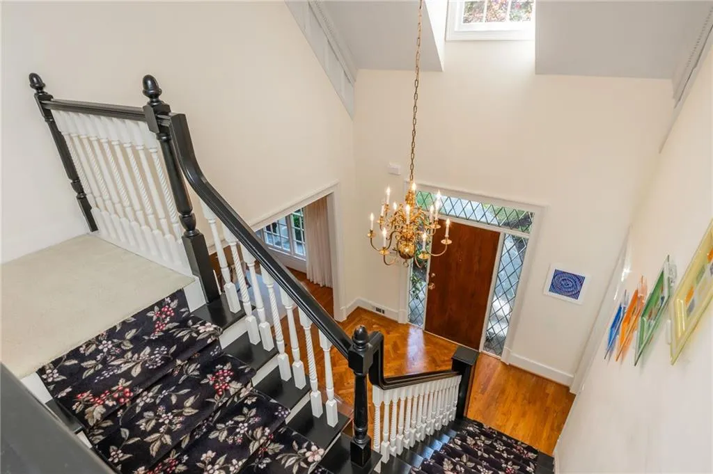3 Powers Chase Circle, Atlanta, Georgia 30327, 5 Bedrooms Bedrooms, ,4 BathroomsBathrooms,Residential,For Sale,3 Powers Chase Circle,7756364