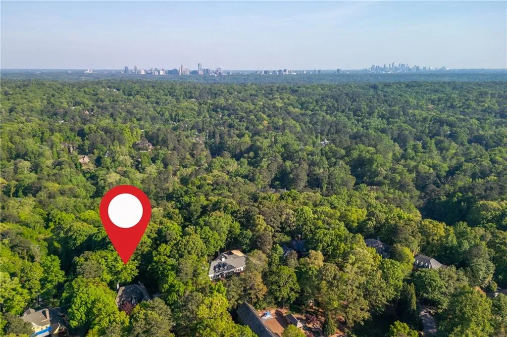 3 Powers Chase Circle, Atlanta, Georgia 30327, 5 Bedrooms Bedrooms, ,4 BathroomsBathrooms,Residential,For Sale,3 Powers Chase Circle,7756364