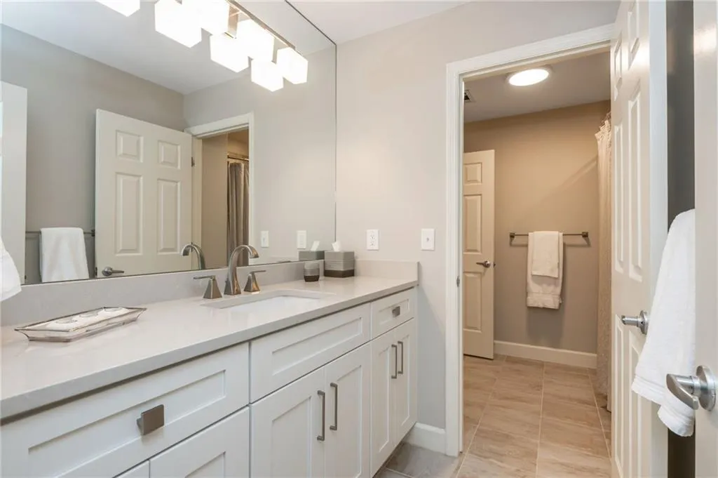 3 Powers Chase Circle, Atlanta, Georgia 30327, 5 Bedrooms Bedrooms, ,4 BathroomsBathrooms,Residential,For Sale,3 Powers Chase Circle,7756364