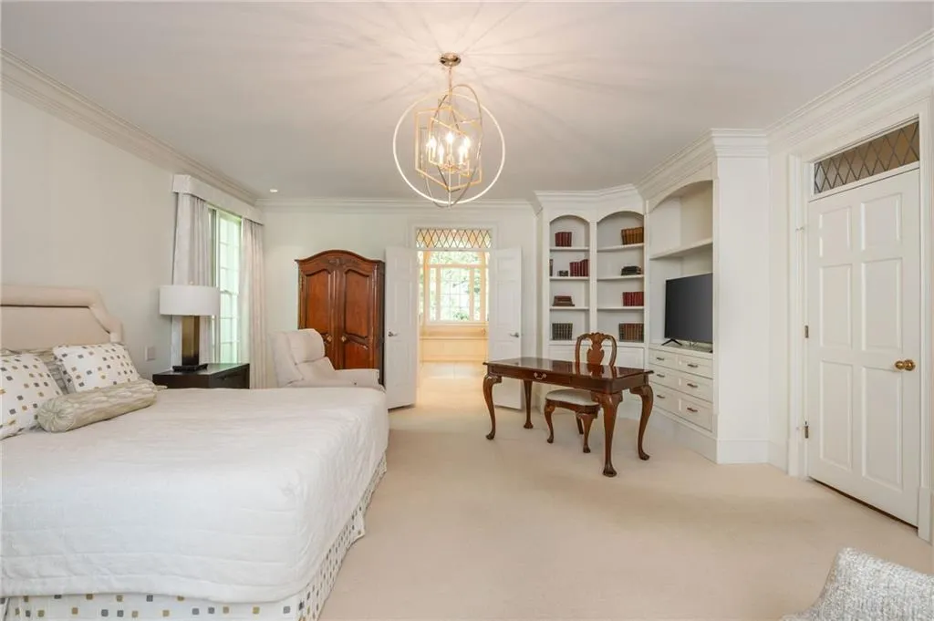 3 Powers Chase Circle, Atlanta, Georgia 30327, 5 Bedrooms Bedrooms, ,4 BathroomsBathrooms,Residential,For Sale,3 Powers Chase Circle,7756364