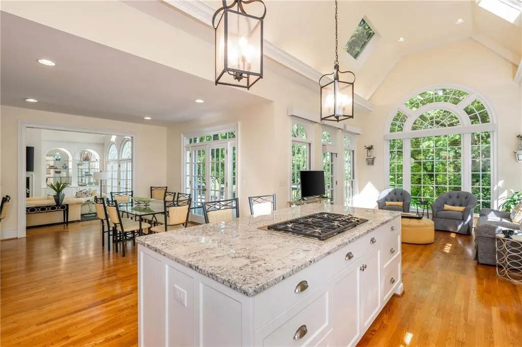3 Powers Chase Circle, Atlanta, Georgia 30327, 5 Bedrooms Bedrooms, ,4 BathroomsBathrooms,Residential,For Sale,3 Powers Chase Circle,7756364