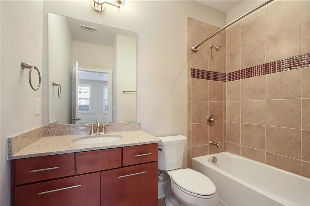 465 Alderwood Street, Sandy Springs, Georgia 30328, 3 Bedrooms Bedrooms, ,3 BathroomsBathrooms,Residential,Sold,465 Alderwood Street,6515609