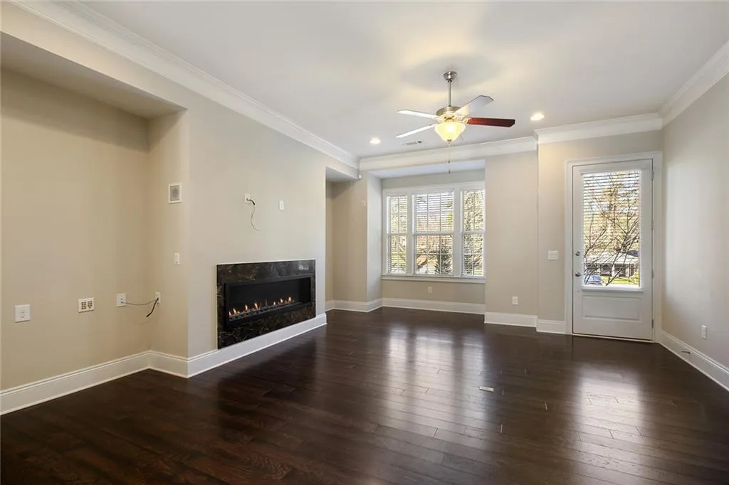 465 Alderwood Street, Sandy Springs, Georgia 30328, 3 Bedrooms Bedrooms, ,3 BathroomsBathrooms,Residential,Sold,465 Alderwood Street,6515609