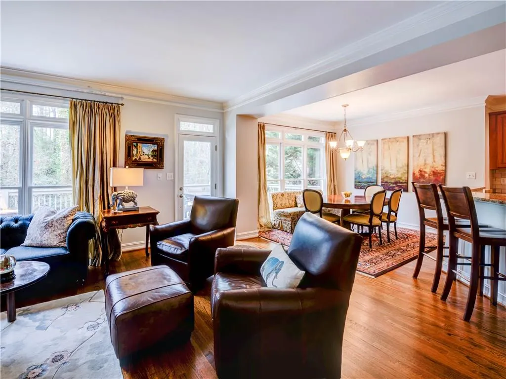 1139 Brookhaven North Circle Ne, Brookhaven, Georgia 30319, 4 Bedrooms Bedrooms, ,3 BathroomsBathrooms,Residential,Sold,1139 Brookhaven North Circle Ne,5656099