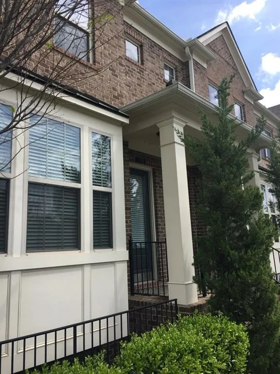 331 Alderwood Lane, Atlanta, Georgia 30328, 3 Bedrooms Bedrooms, ,3 BathroomsBathrooms,Residential,Sold,331 Alderwood Lane,5989901