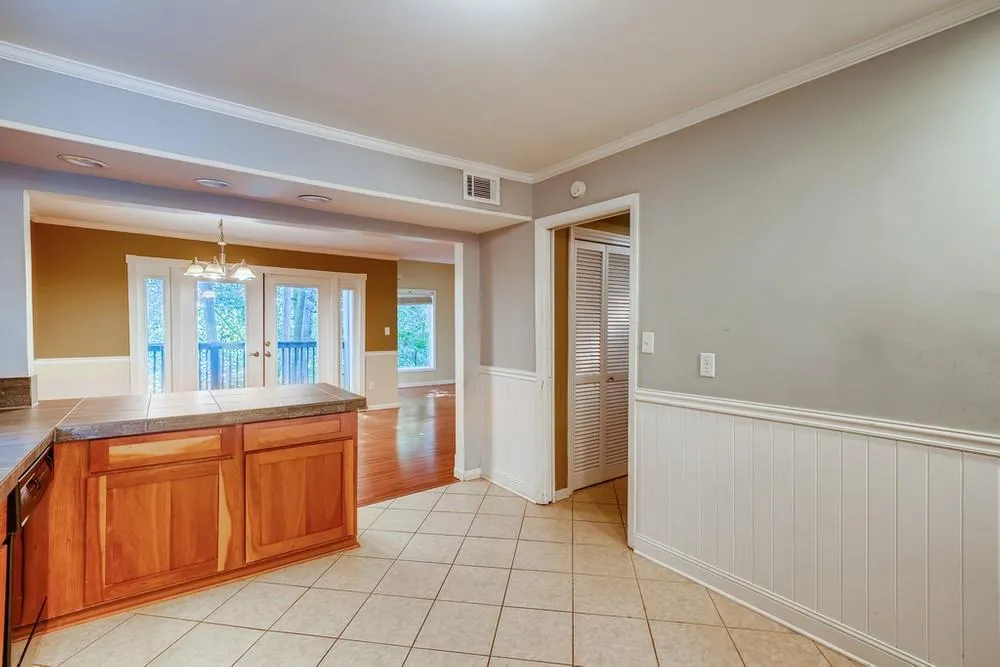 50 Forrest Place, Sandy Springs, Georgia 30328, 3 Bedrooms Bedrooms, ,3 BathroomsBathrooms,Residential,Sold,50 Forrest Place,6909512