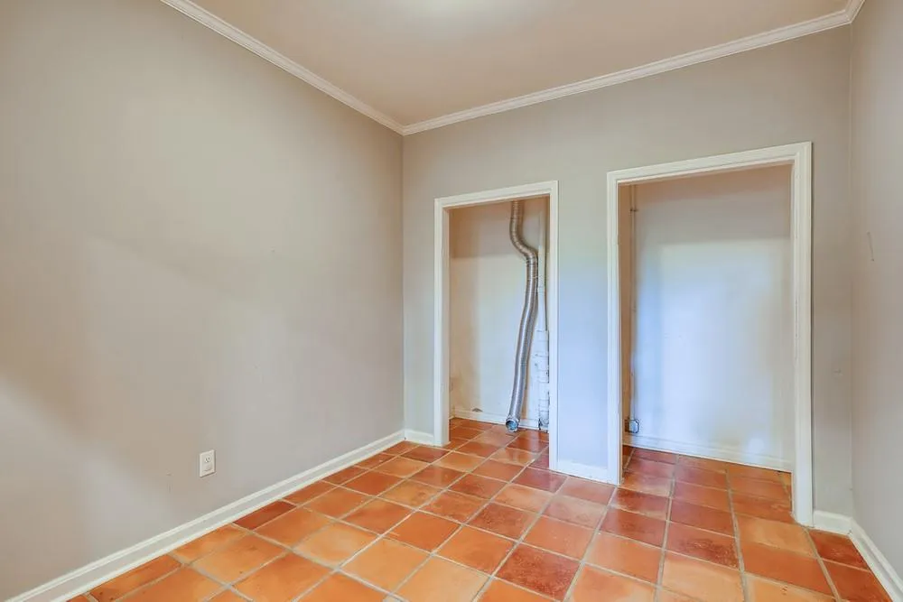 50 Forrest Place, Sandy Springs, Georgia 30328, 3 Bedrooms Bedrooms, ,3 BathroomsBathrooms,Residential,Sold,50 Forrest Place,6909512