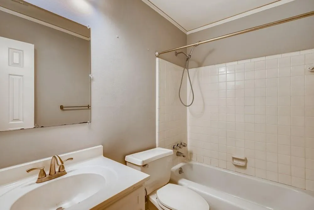 50 Forrest Place, Sandy Springs, Georgia 30328, 3 Bedrooms Bedrooms, ,3 BathroomsBathrooms,Residential,Sold,50 Forrest Place,6909512