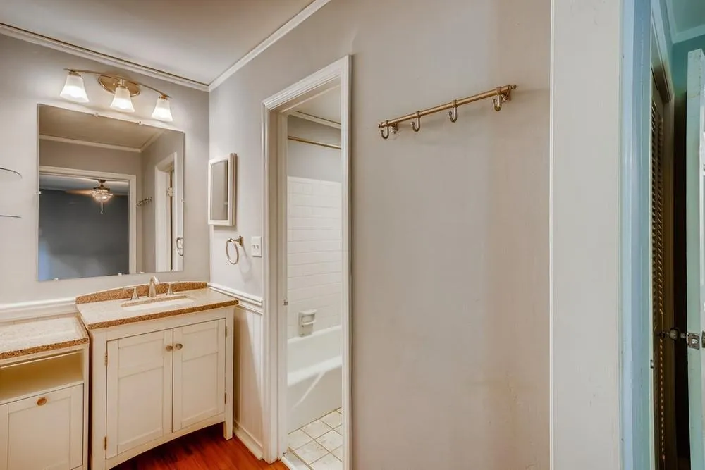 50 Forrest Place, Sandy Springs, Georgia 30328, 3 Bedrooms Bedrooms, ,3 BathroomsBathrooms,Residential,Sold,50 Forrest Place,6909512