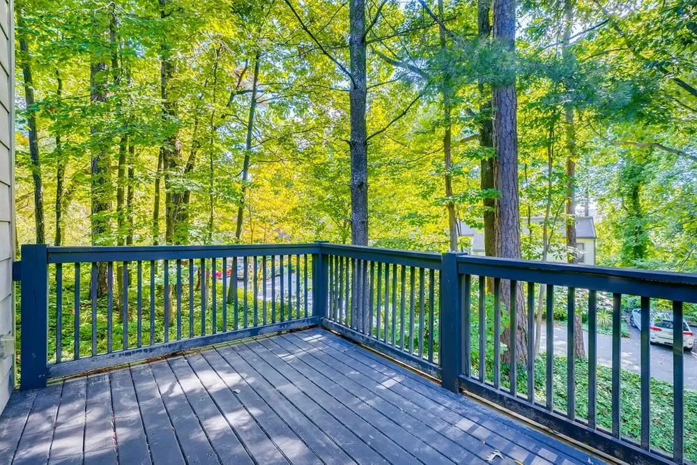 50 Forrest Place, Sandy Springs, Georgia 30328, 3 Bedrooms Bedrooms, ,3 BathroomsBathrooms,Residential,Sold,50 Forrest Place,6909512