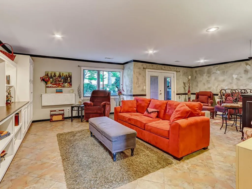 4 Basswood Circle, Atlanta, Georgia 30328, 3 Bedrooms Bedrooms, ,2 BathroomsBathrooms,Residential,Sold,4 Basswood Circle,6956396