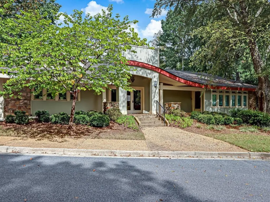4 Basswood Circle, Atlanta, Georgia 30328, 3 Bedrooms Bedrooms, ,2 BathroomsBathrooms,Residential,Sold,4 Basswood Circle,6956396