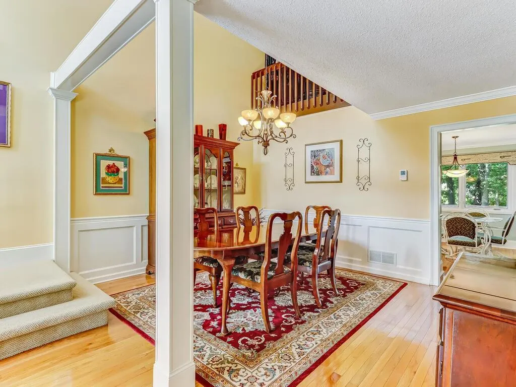 4 Basswood Circle, Atlanta, Georgia 30328, 3 Bedrooms Bedrooms, ,2 BathroomsBathrooms,Residential,Sold,4 Basswood Circle,6956396