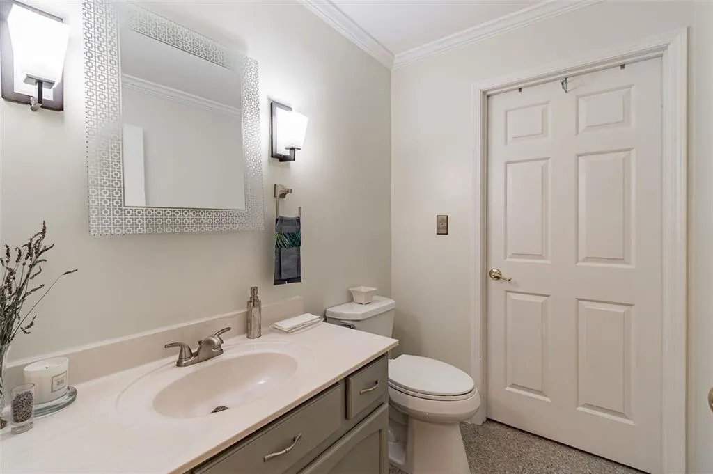 277 The South Chace, Sandy Springs, Georgia 30328, 3 Bedrooms Bedrooms, ,2 BathroomsBathrooms,Residential,Sold,277 The South Chace,7479040