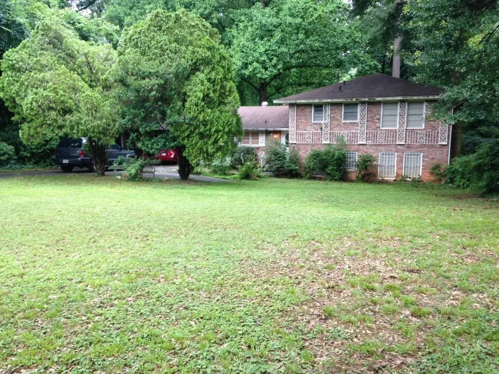 4860 Powers Ferry Road, Sandy Springs, Georgia 30327, 4 Bedrooms Bedrooms, ,2 BathroomsBathrooms,Residential,Sold,4860 Powers Ferry Road,6989112