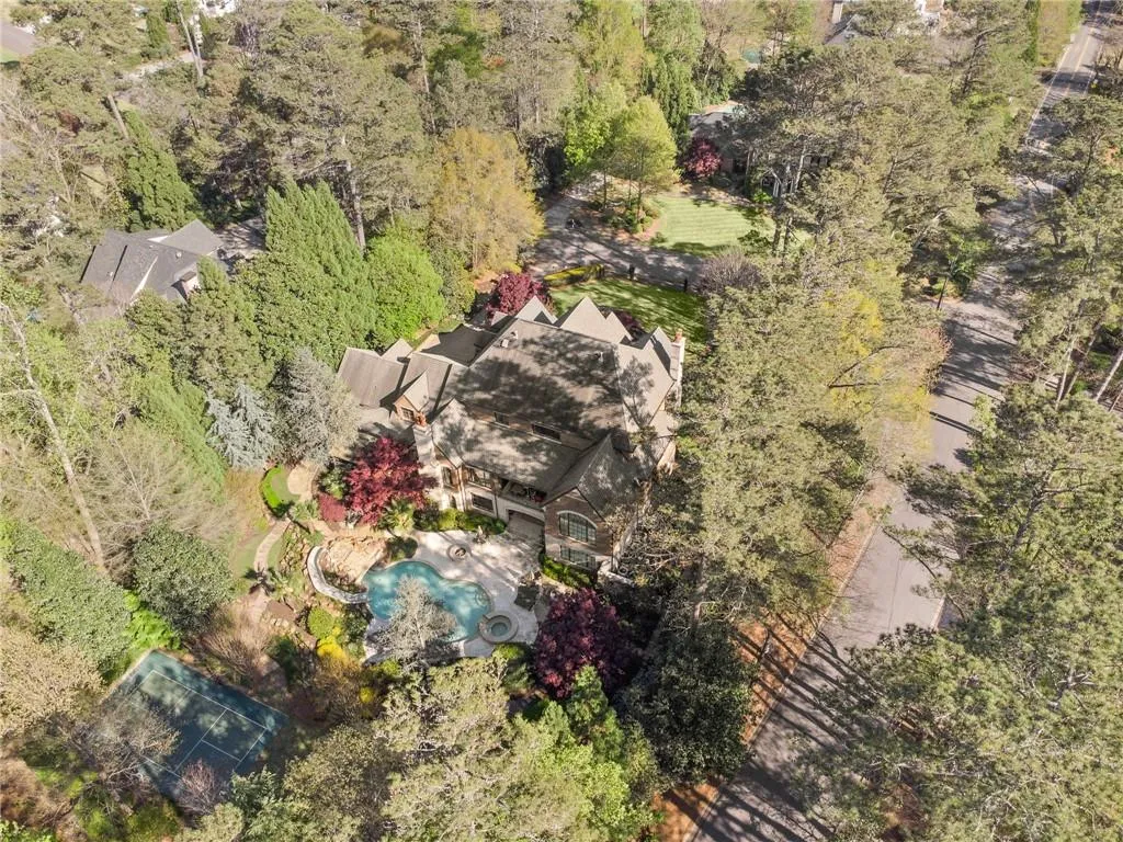 Arial view of property Arial view of property