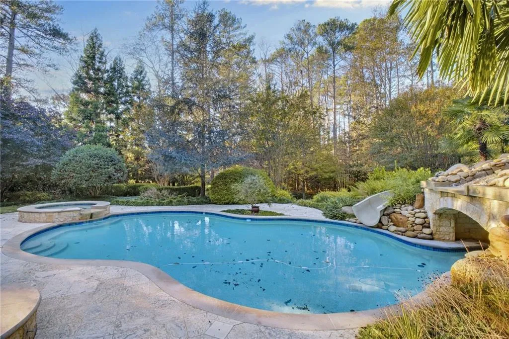 It's perfect on a sunny day It's perfect on a sunny day