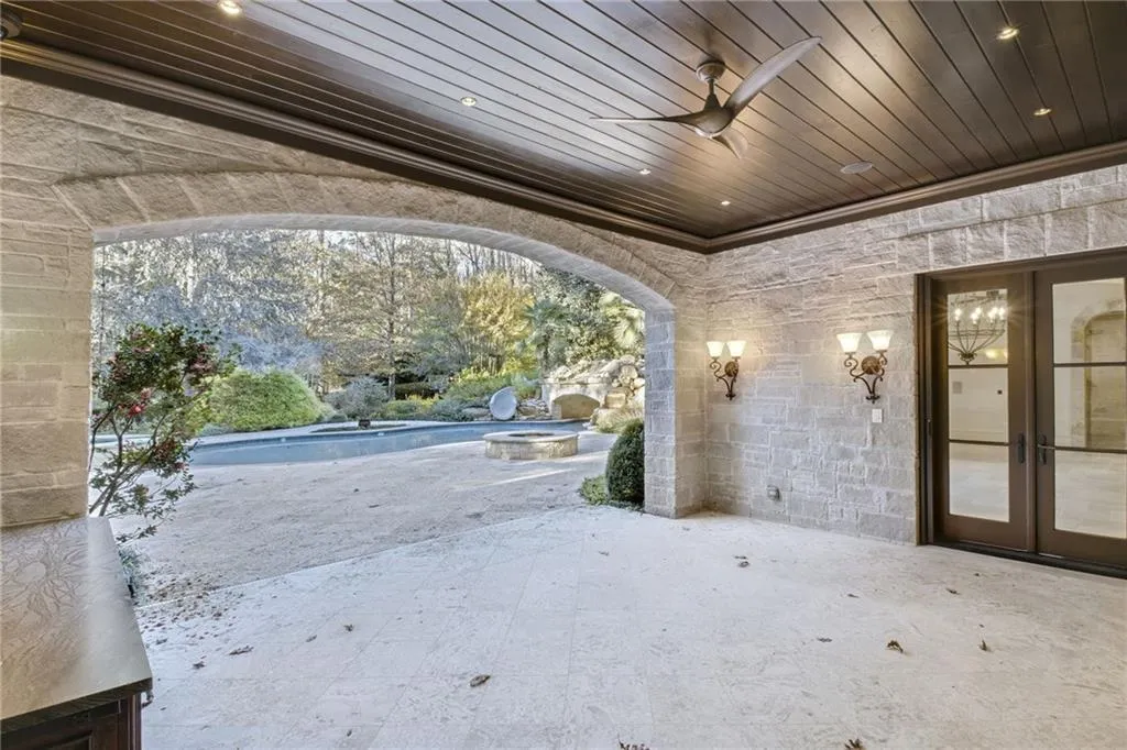 5250 London Drive, Atlanta, Georgia 30327, 6 Bedrooms Bedrooms, ,6 BathroomsBathrooms,Residential,Sold,5250 London Drive,7486401 5250 London Drive, Atlanta, Georgia 30327, 6 Bedrooms Bedrooms, ,6 BathroomsBathrooms,Residential,Sold,5250 London Drive,7486401