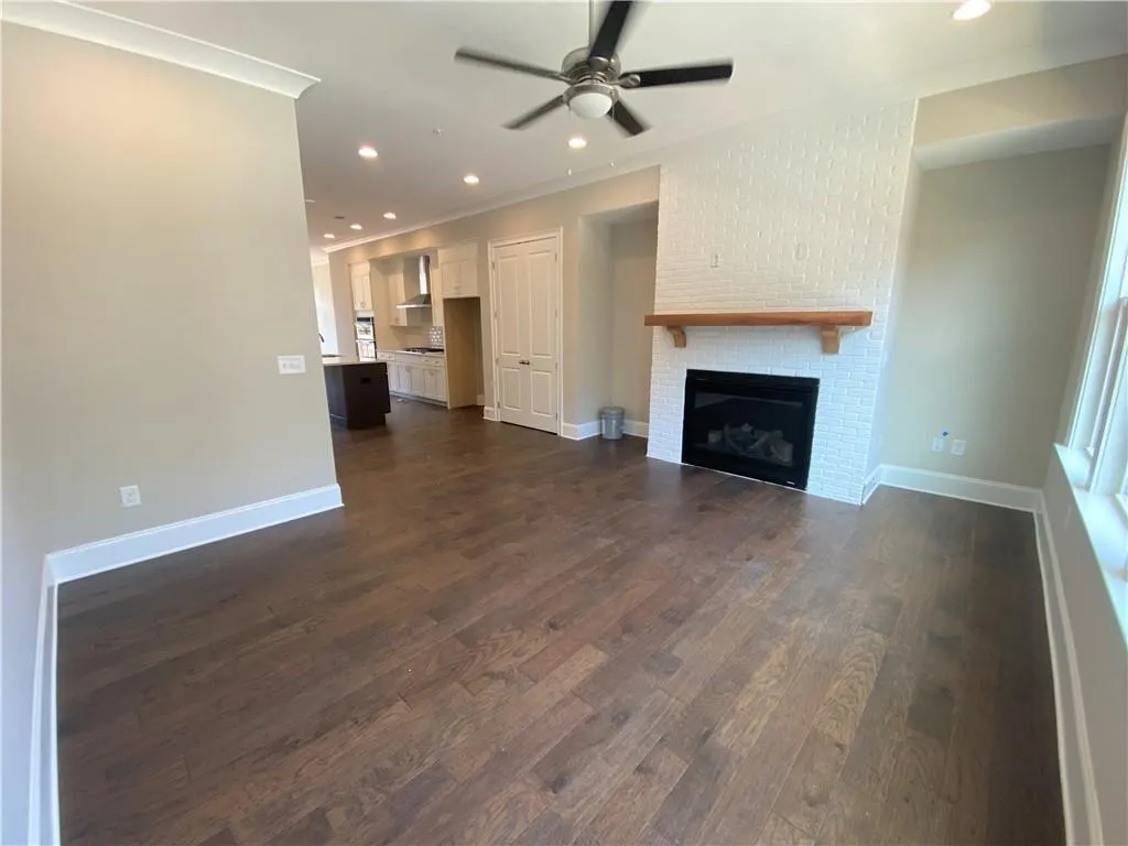 6654 Sterling Drive Unit 672, Sandy Springs, Georgia 30328, 3 Bedrooms Bedrooms, ,3 BathroomsBathrooms,Residential,Sold,6654 Sterling Drive Unit 672,6875688