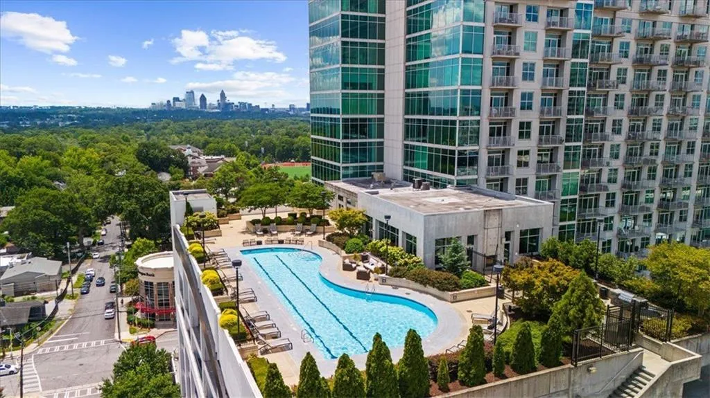 250 Pharr Road Ne Unit 413, Atlanta, Georgia 30305, 2 Bedrooms Bedrooms, ,2 BathroomsBathrooms,Residential,For Sale,250 Pharr Road Ne Unit 413,7630054