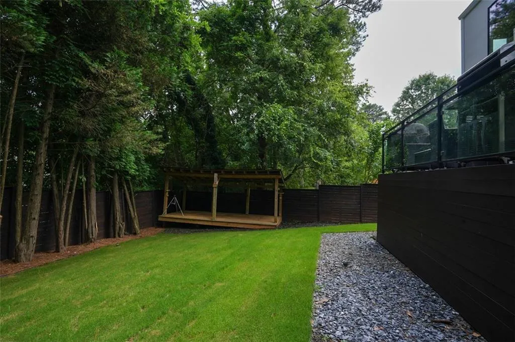 1099 Vista Trail Ne, Atlanta, Georgia 30324, 5 Bedrooms Bedrooms, ,5 BathroomsBathrooms,Residential,For Sale,1099 Vista Trail Ne,7633044