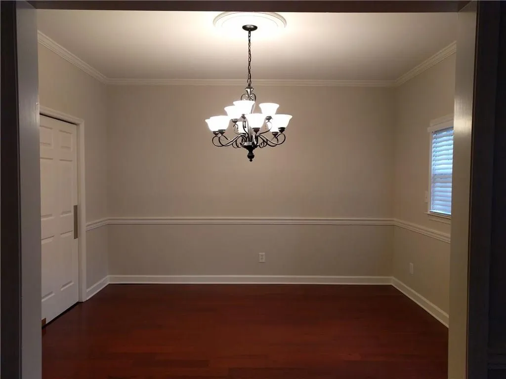 5219 Glenridge Drive, Atlanta, Georgia 30342, 3 Bedrooms Bedrooms, ,2 BathroomsBathrooms,Residential,Sold,5219 Glenridge Drive,5790272